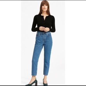 Everlane Cheeky Straight Jean, Cropped, Size 26 with hole